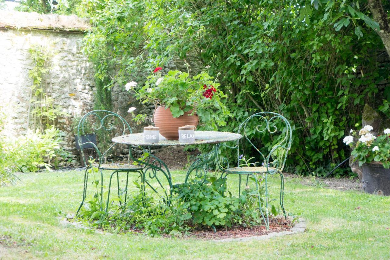 Les Anges Reveurs Bed and Breakfast Neuville-aux-Bois Eksteriør billede